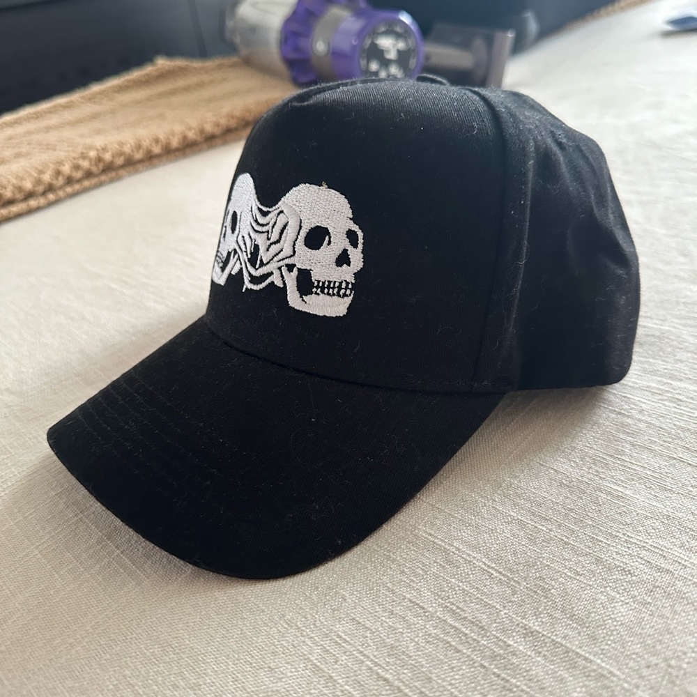 Forward Observations Group Hat Size OS